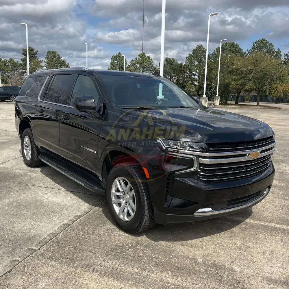2024 Chevrolet Suburban LT