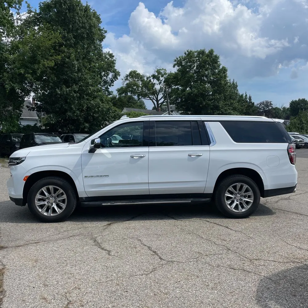 2023 Chevrolet Suburban Premier
