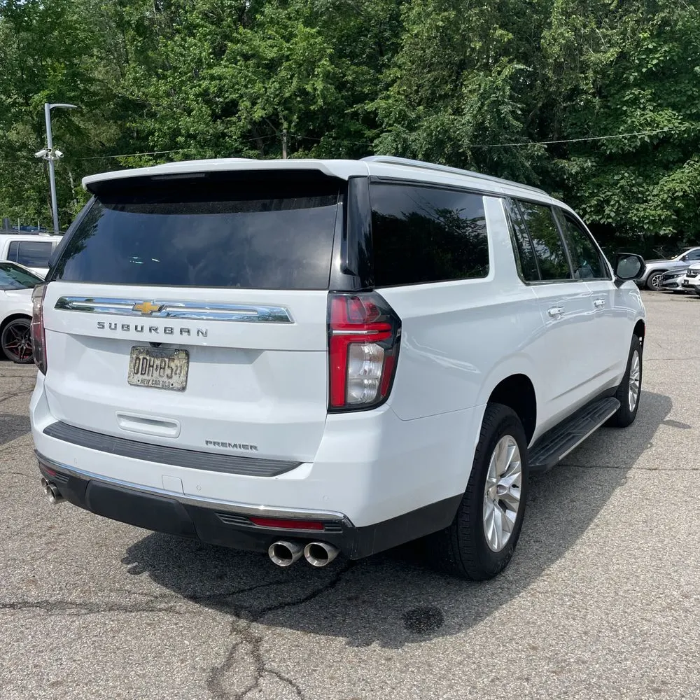 2023 Chevrolet Suburban Premier