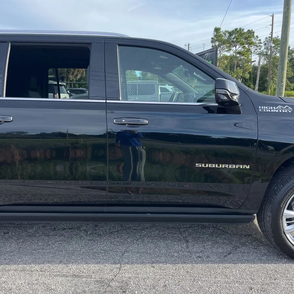 2023 Chevrolet Suburban High Country