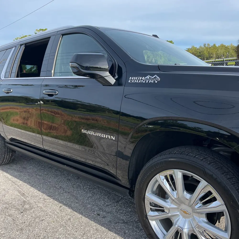 2023 Chevrolet Suburban High Country