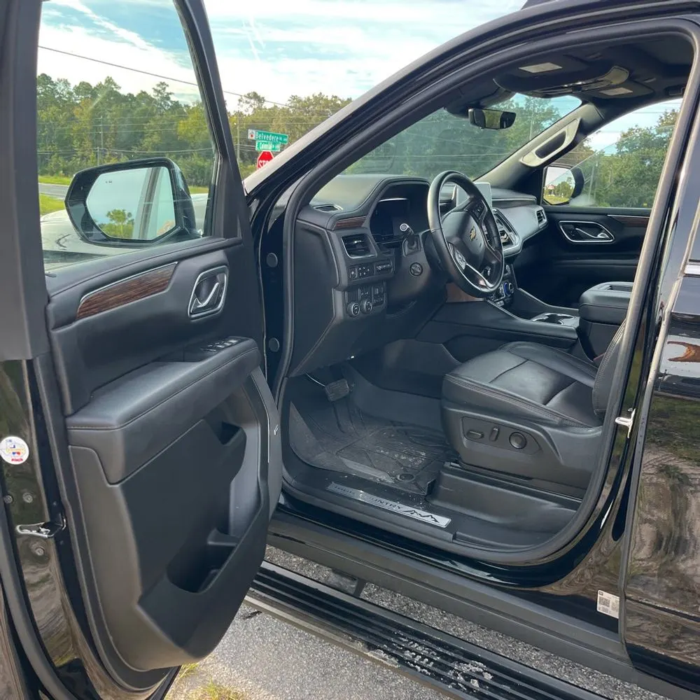 2023 Chevrolet Suburban High Country