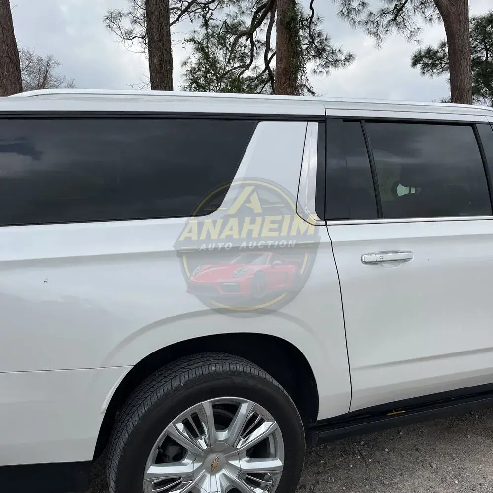 2023 Chevrolet Suburban High Country