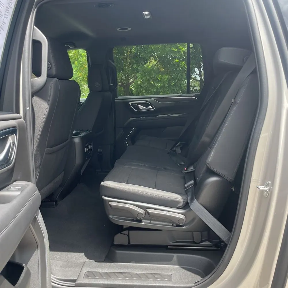 2024 Chevrolet Suburban LS