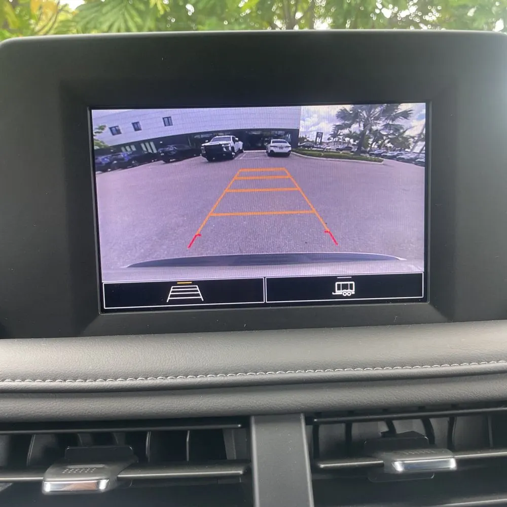 2024 Chevrolet Suburban LS