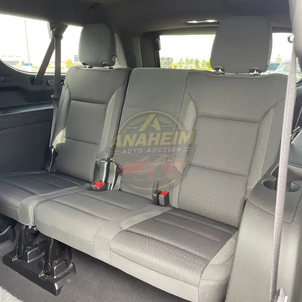 2024 Chevrolet Suburban LS