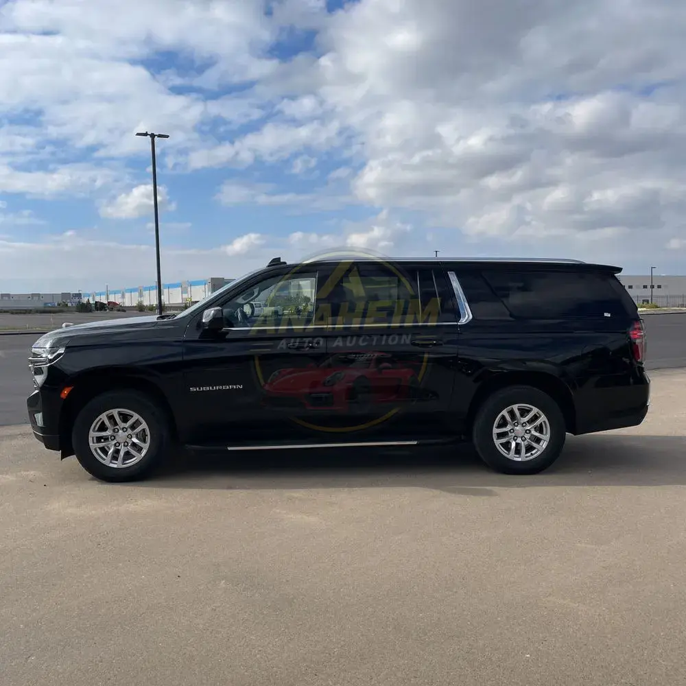 2024 Chevrolet Suburban LS