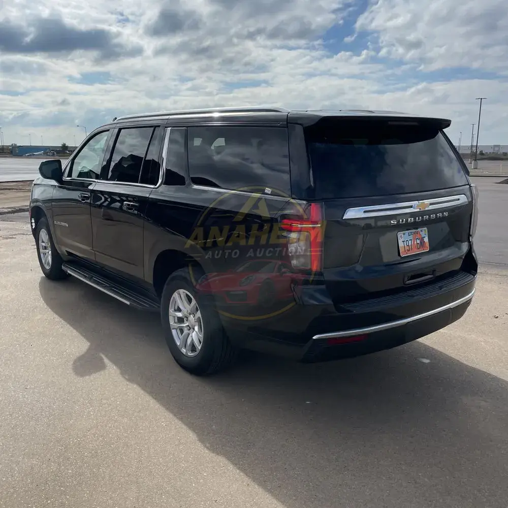 2024 Chevrolet Suburban LS