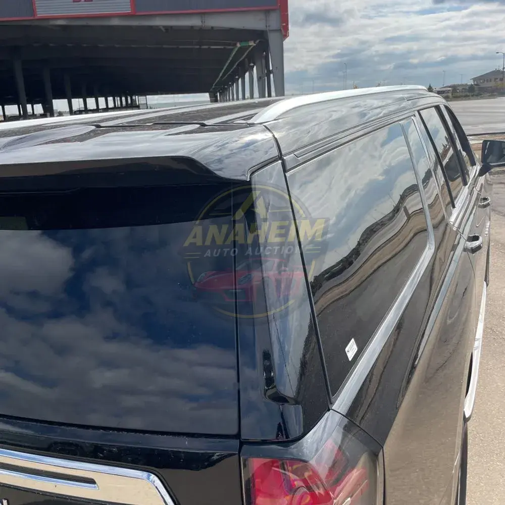 2024 Chevrolet Suburban LS