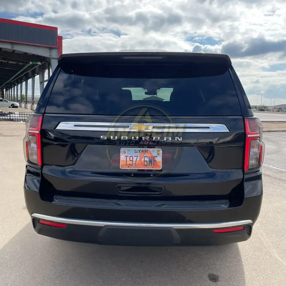 2024 Chevrolet Suburban LS