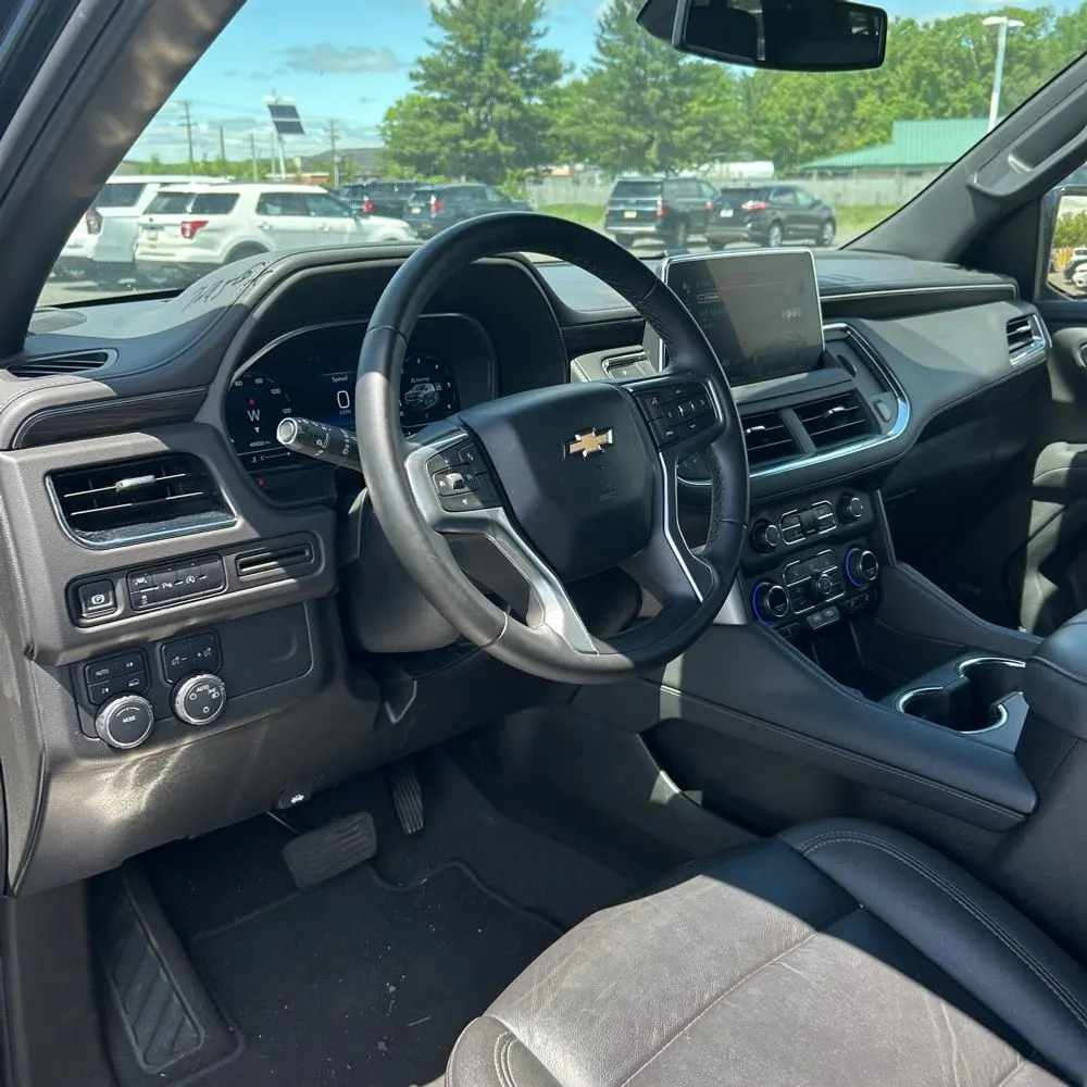 2024 Chevrolet Suburban LT