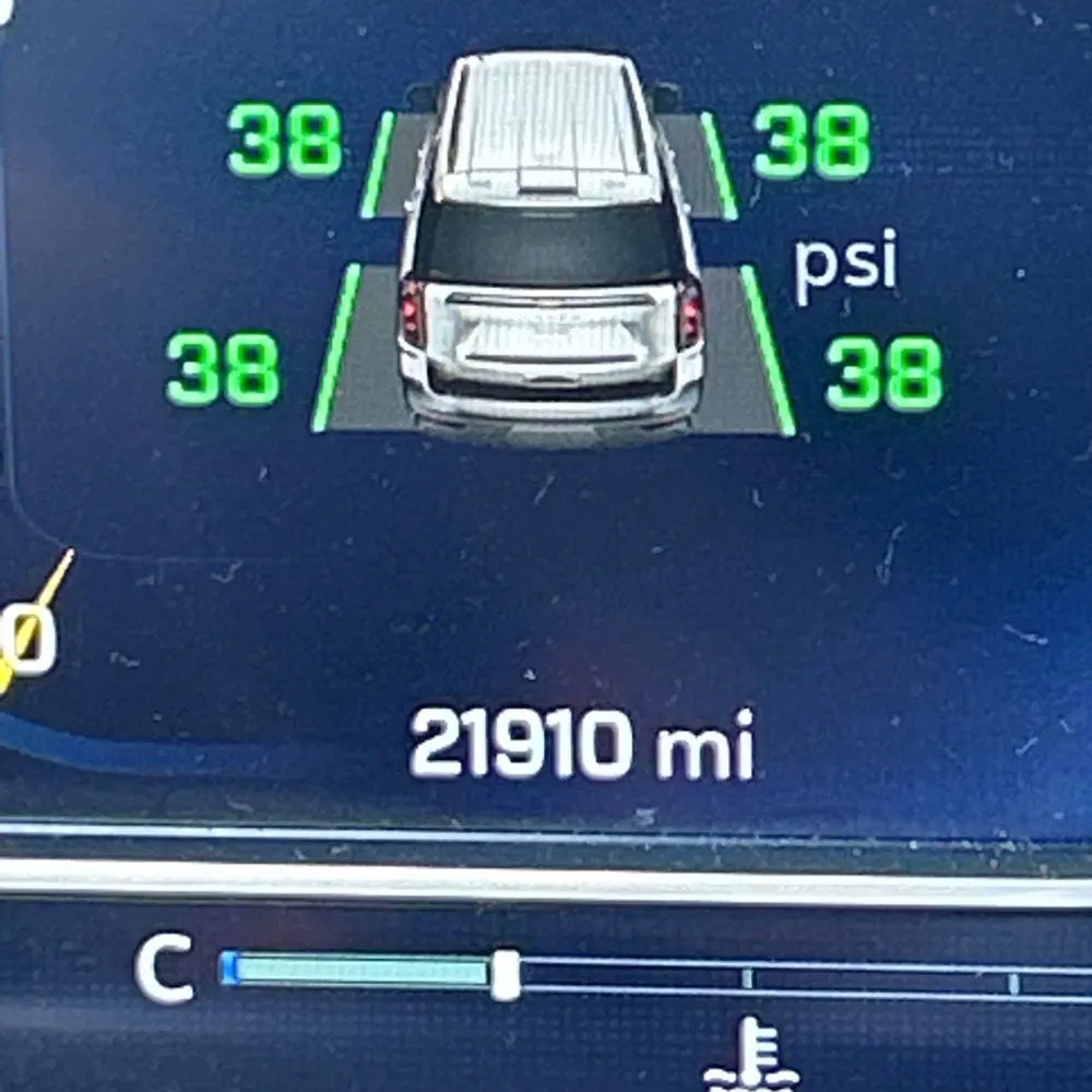 2022 Chevrolet Suburban Z71
