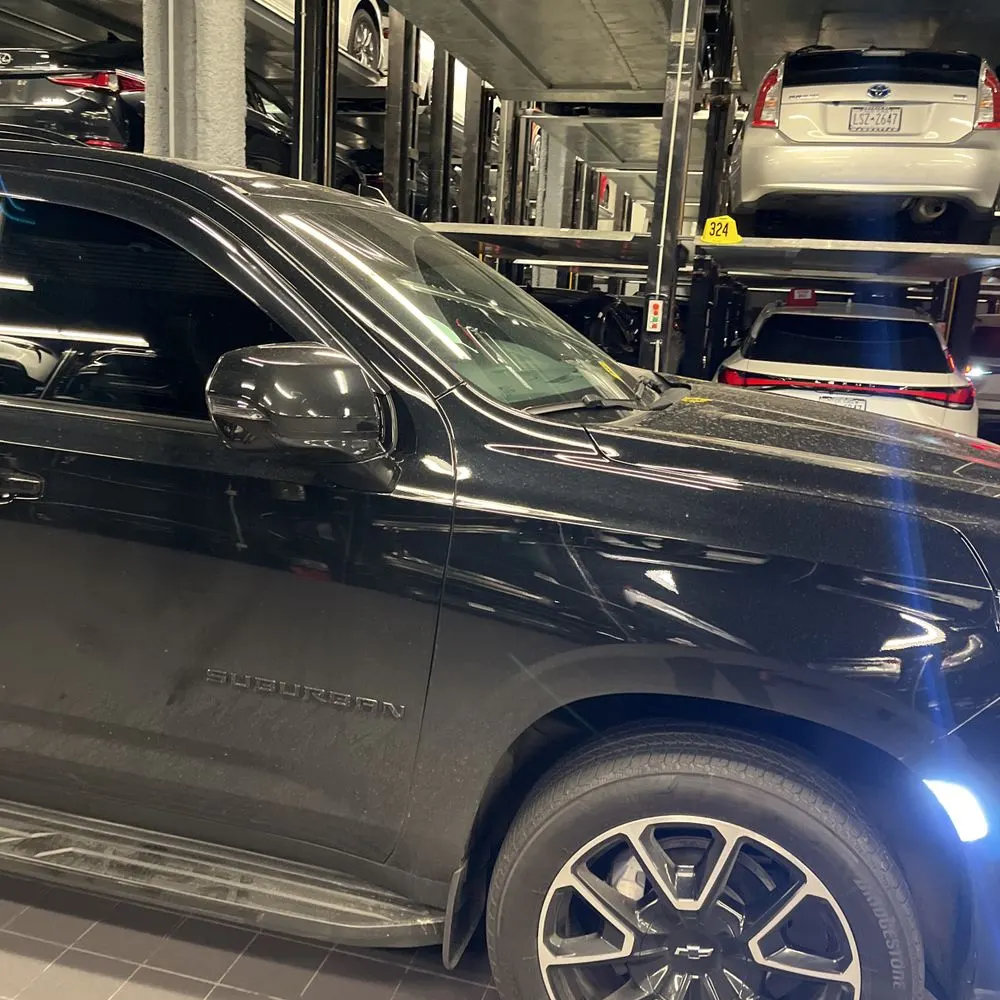 2024 Chevrolet Suburban RST