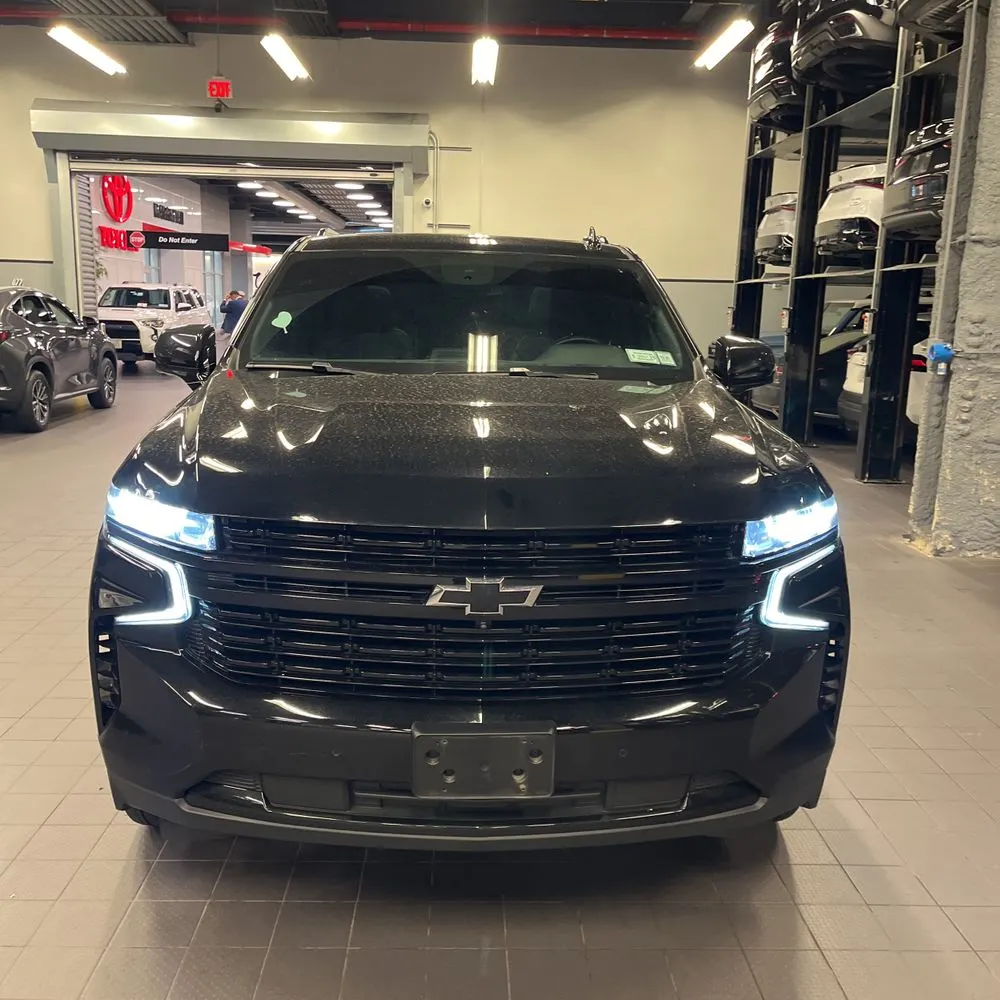 2024 Chevrolet Suburban RST