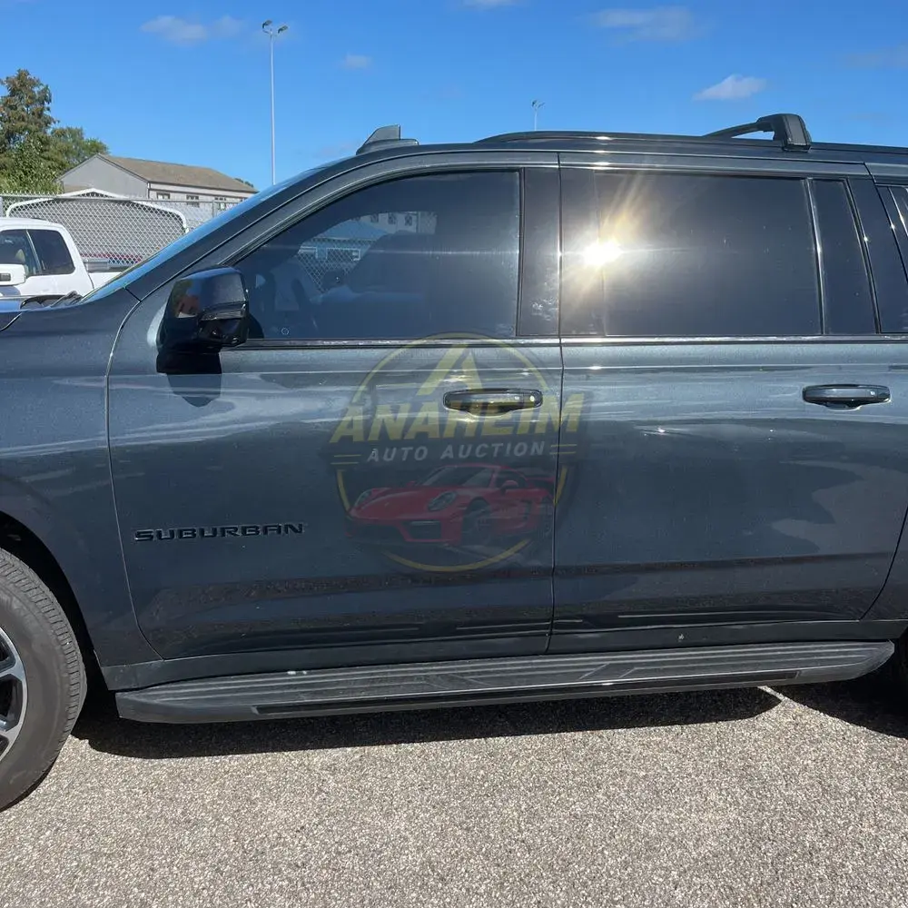 2022 Chevrolet Suburban RST