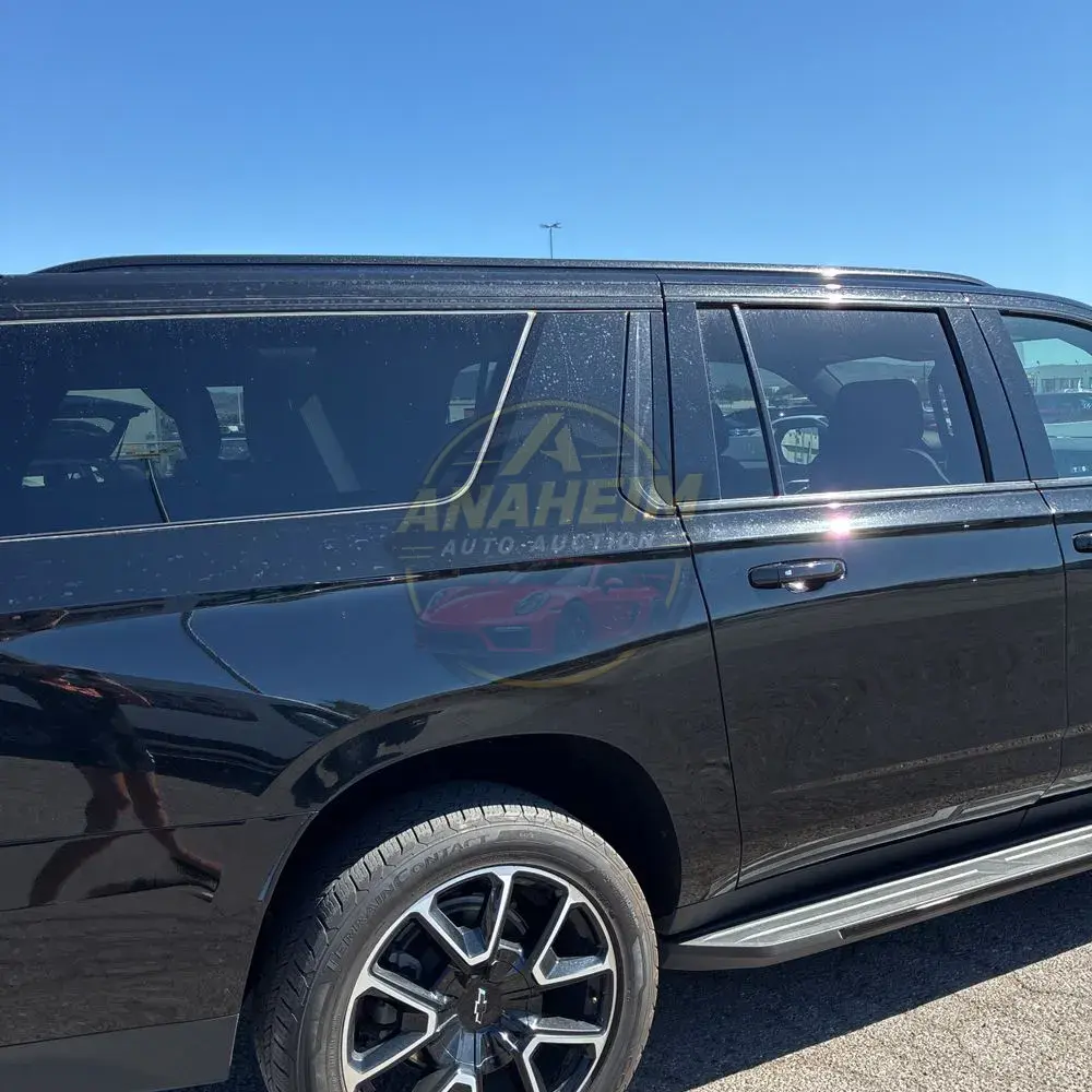 2024 Chevrolet Suburban RST