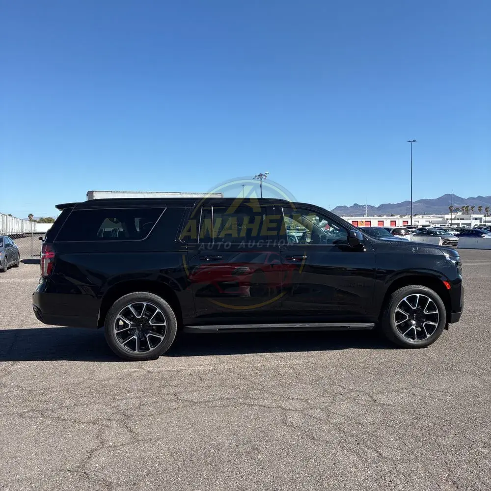 2024 Chevrolet Suburban RST