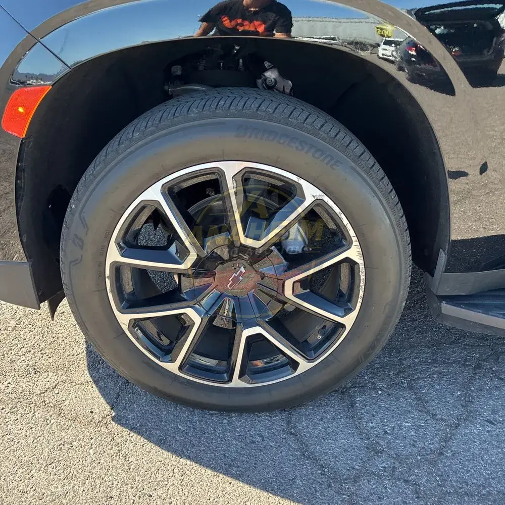 2024 Chevrolet Suburban RST