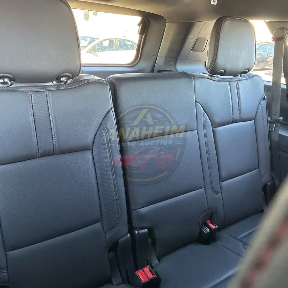 2024 Chevrolet Suburban RST