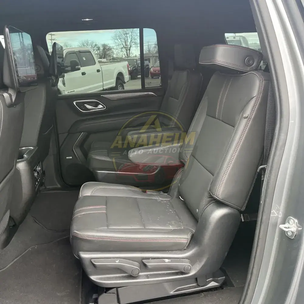 2021 Chevrolet Suburban RST