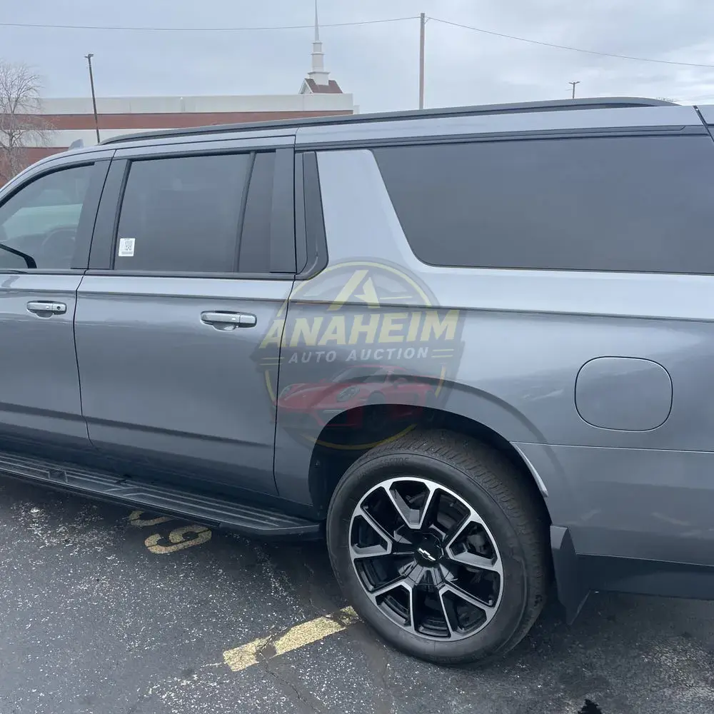 2021 Chevrolet Suburban RST