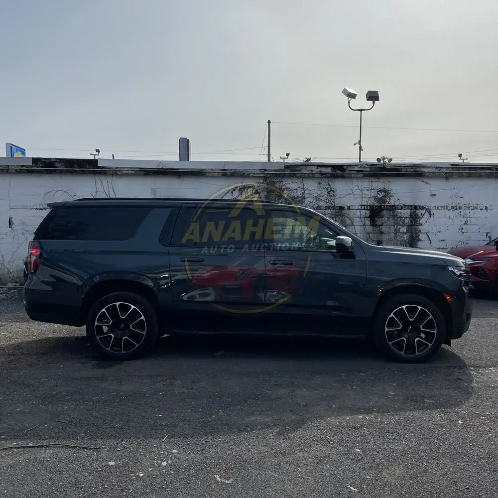 2021 Chevrolet Suburban RST
