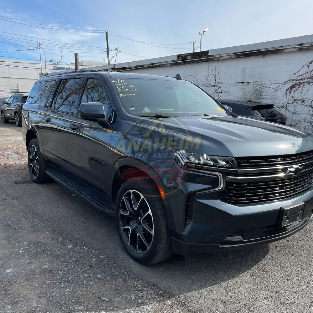 2021 Chevrolet Suburban RST