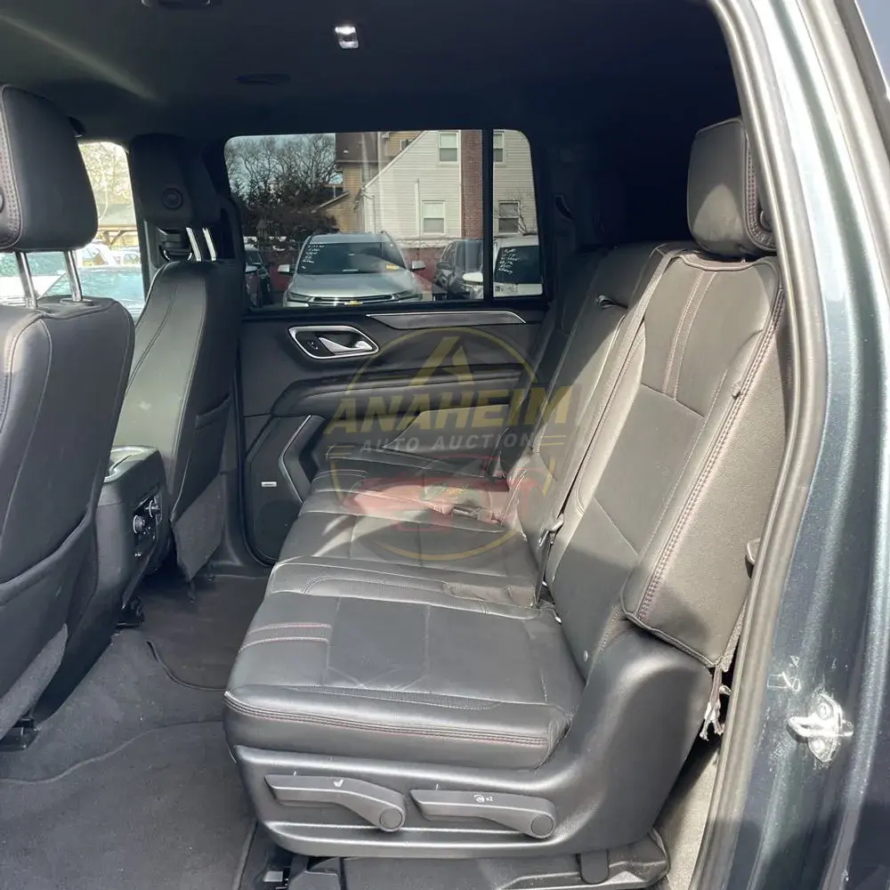 2021 Chevrolet Suburban RST