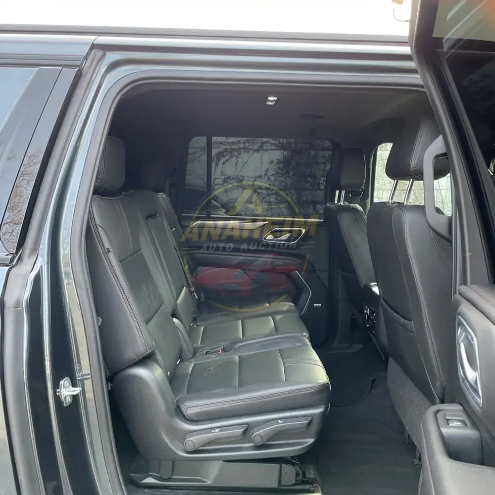 2021 Chevrolet Suburban RST