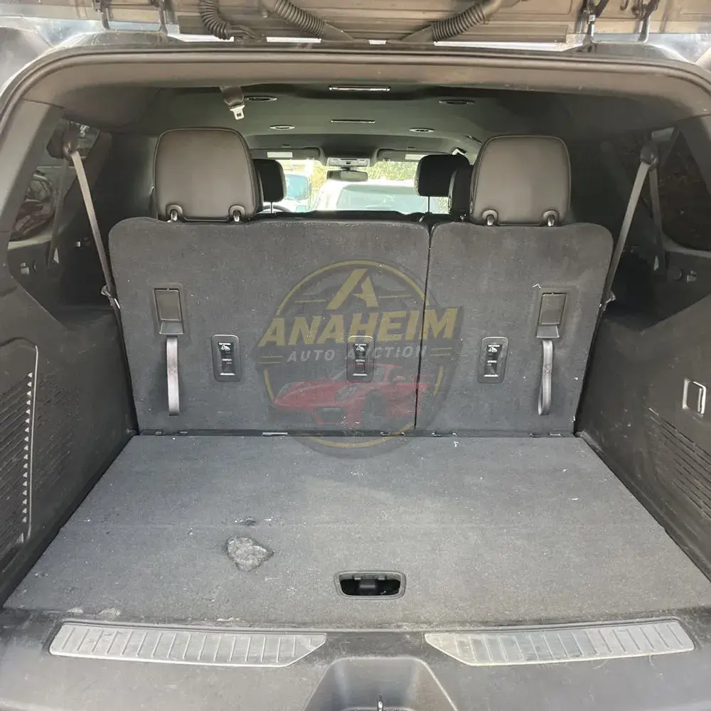 2021 Chevrolet Suburban RST