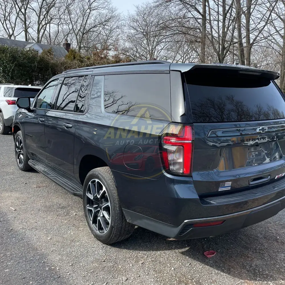 2021 Chevrolet Suburban RST