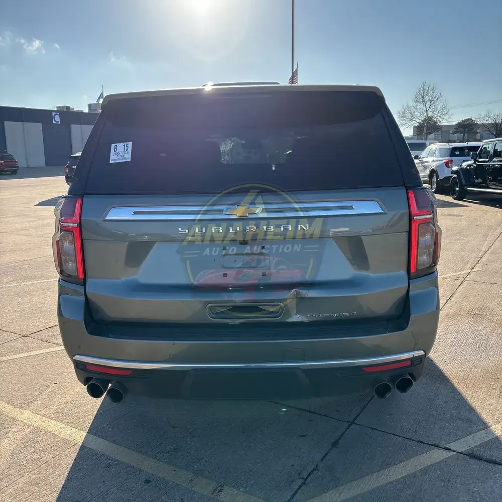 2023 Chevrolet Suburban Premier