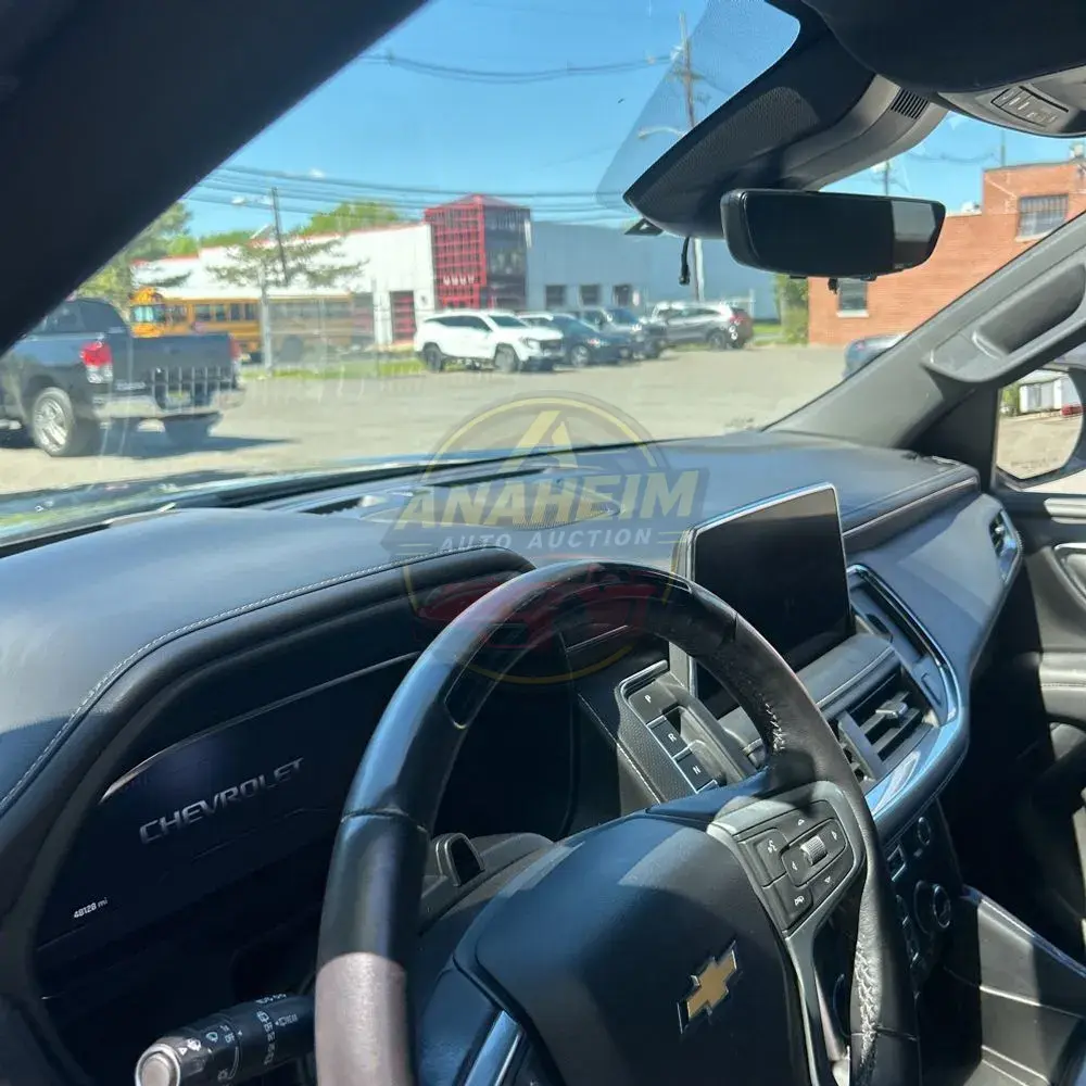 2024 Chevrolet Suburban Premier