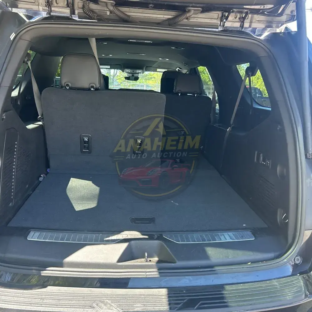 2024 Chevrolet Suburban Premier