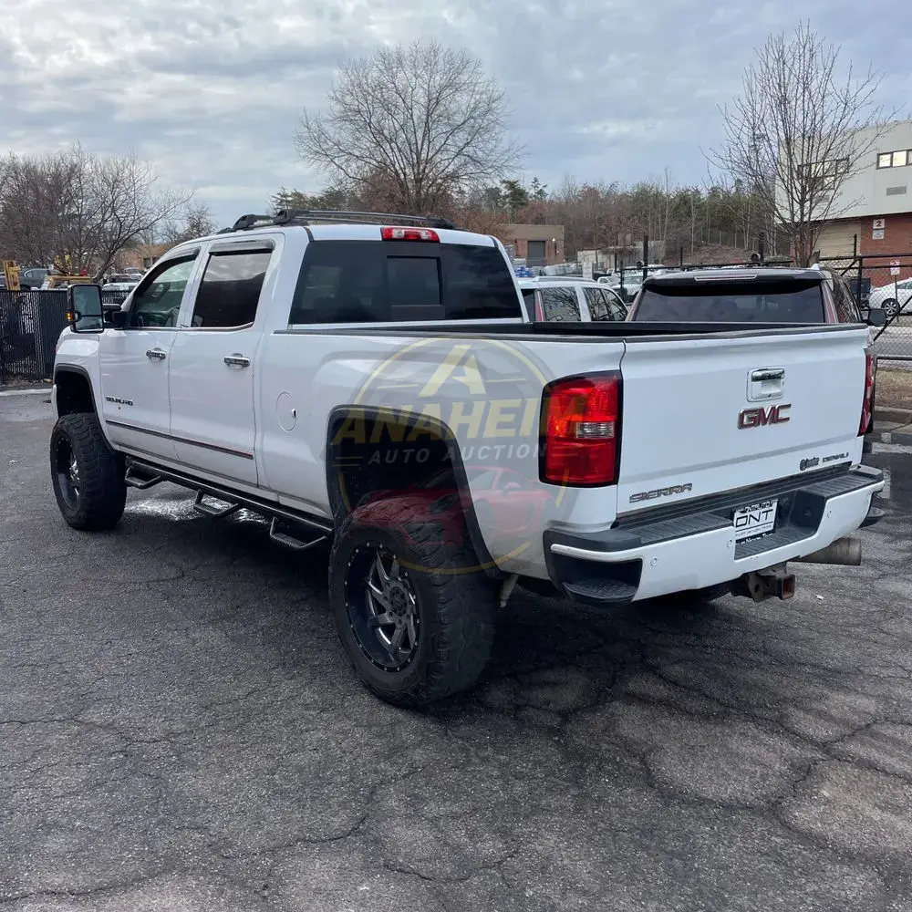 2015 GMC Sierra 2500HD Denali