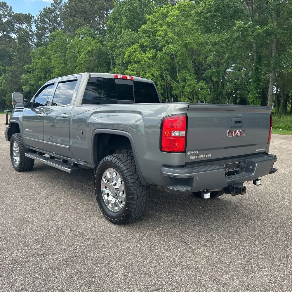 2017 GMC Sierra 2500HD Denali