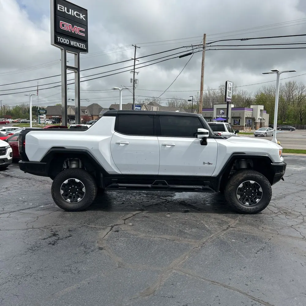 2023 GMC Hummer EV SUT Edition 1