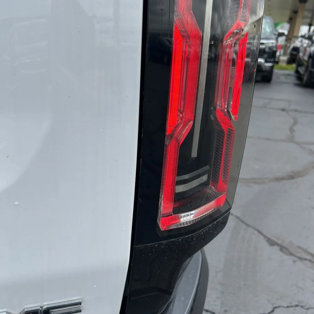 2023 GMC Hummer EV SUT Edition 1