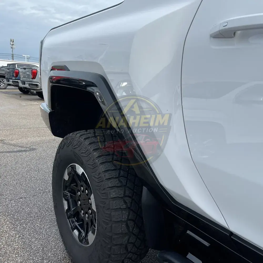 2023 GMC Hummer EV SUT Edition 1