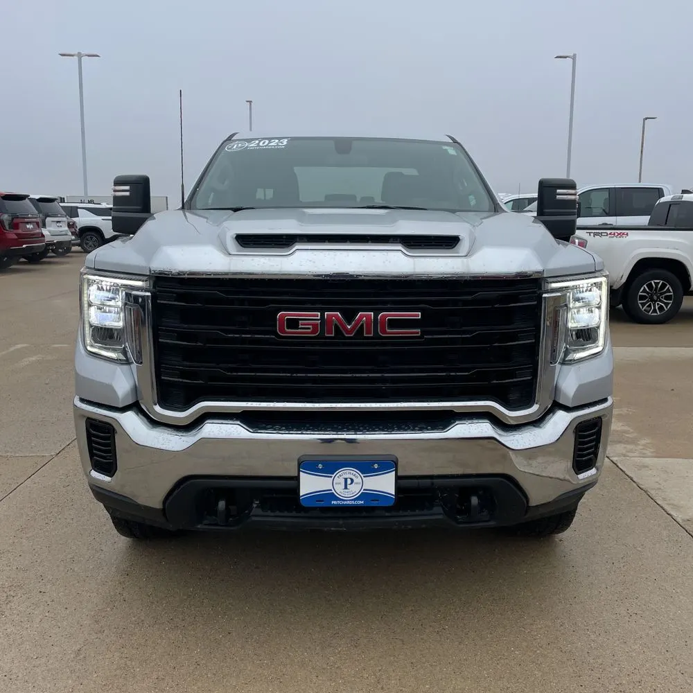 2023 GMC Sierra 2500HD Pro