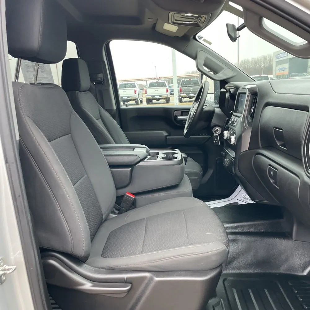 2023 GMC Sierra 2500HD Pro