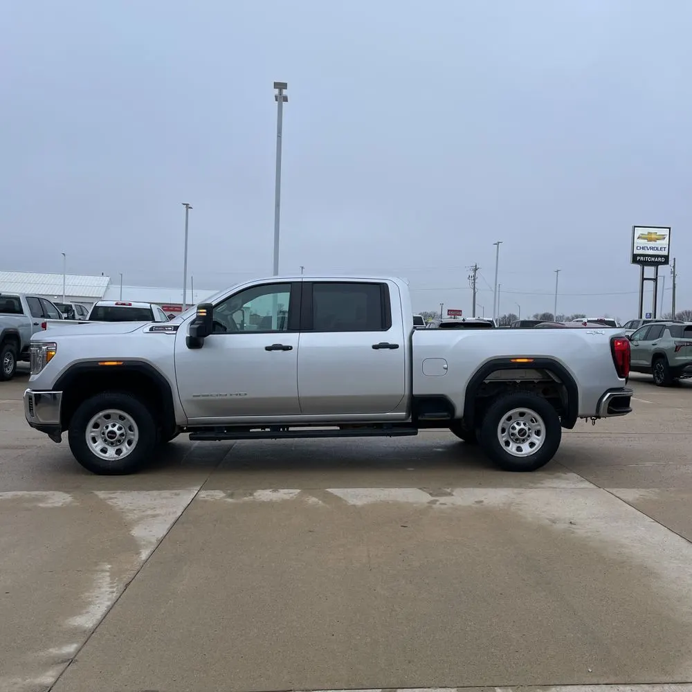 2023 GMC Sierra 2500HD Pro