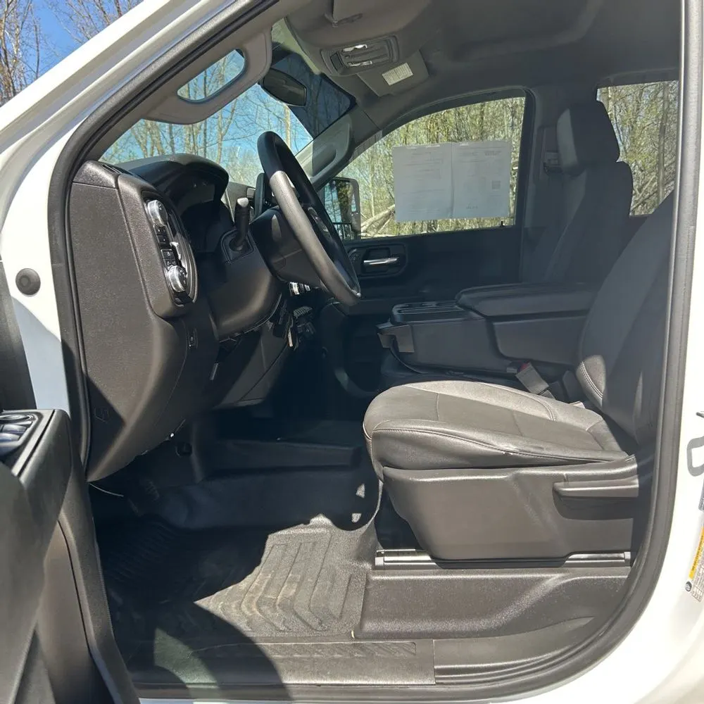 2023 GMC Sierra 2500HD Pro