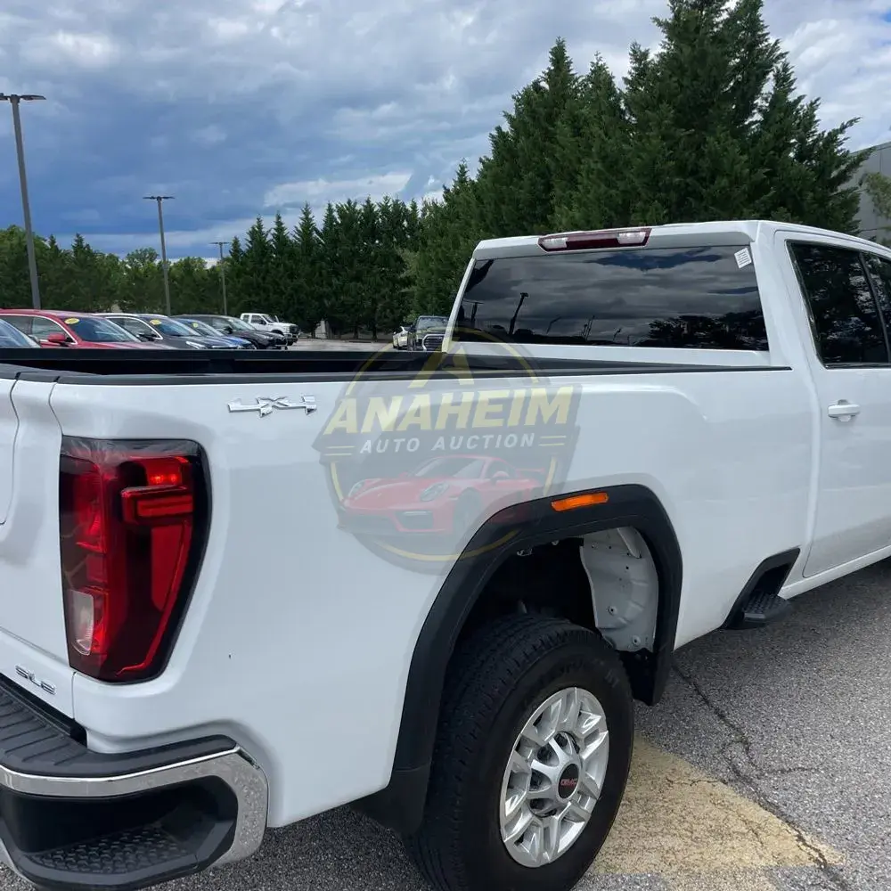 2024 GMC Sierra 2500 SLE
