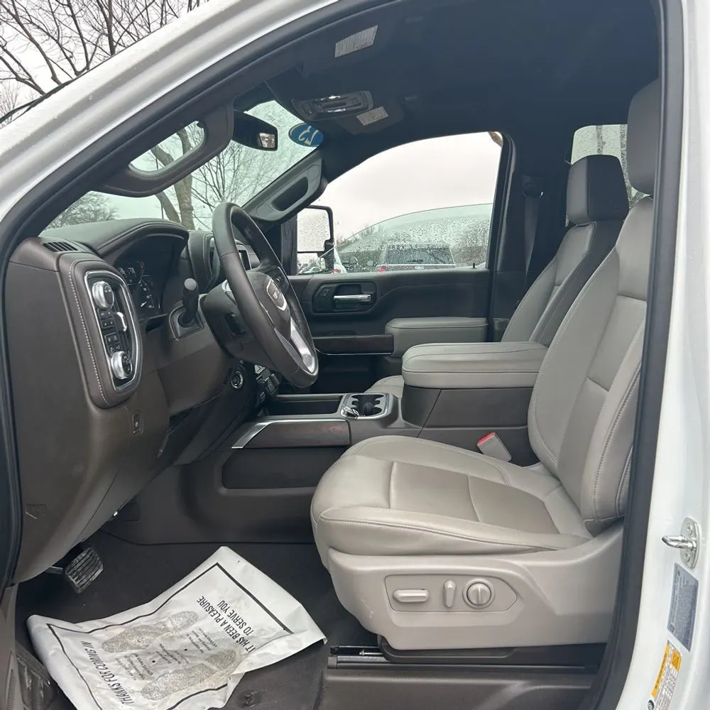 2023 GMC Sierra 2500HD SLT