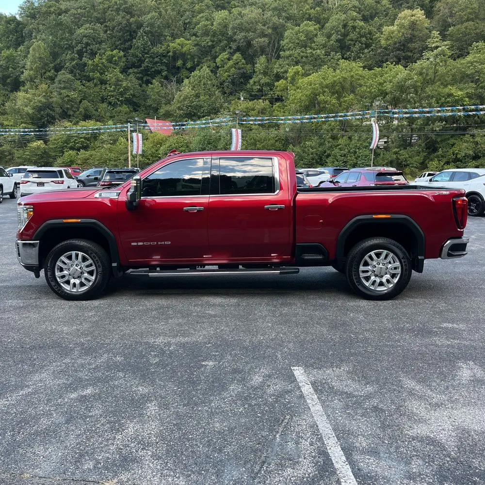 2021 GMC Sierra 2500 SLT