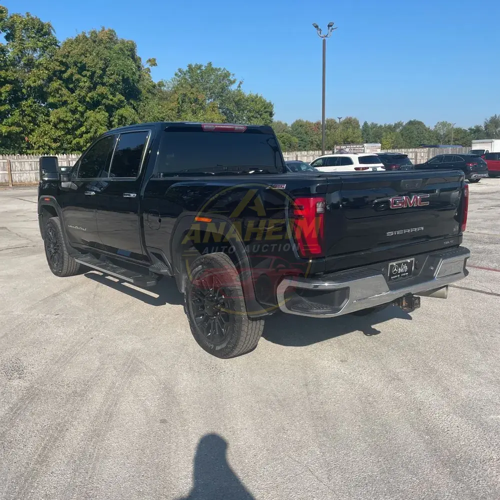 2024 GMC Sierra 2500 SLT