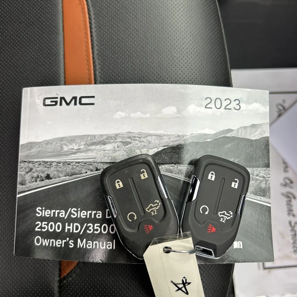 2023 GMC Sierra 2500HD AT4