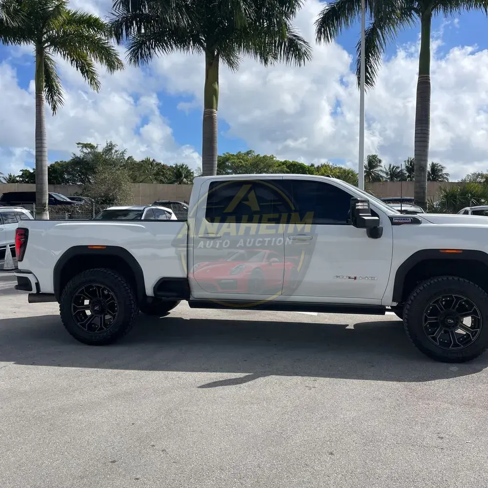2024 GMC Sierra 2500HD AT4