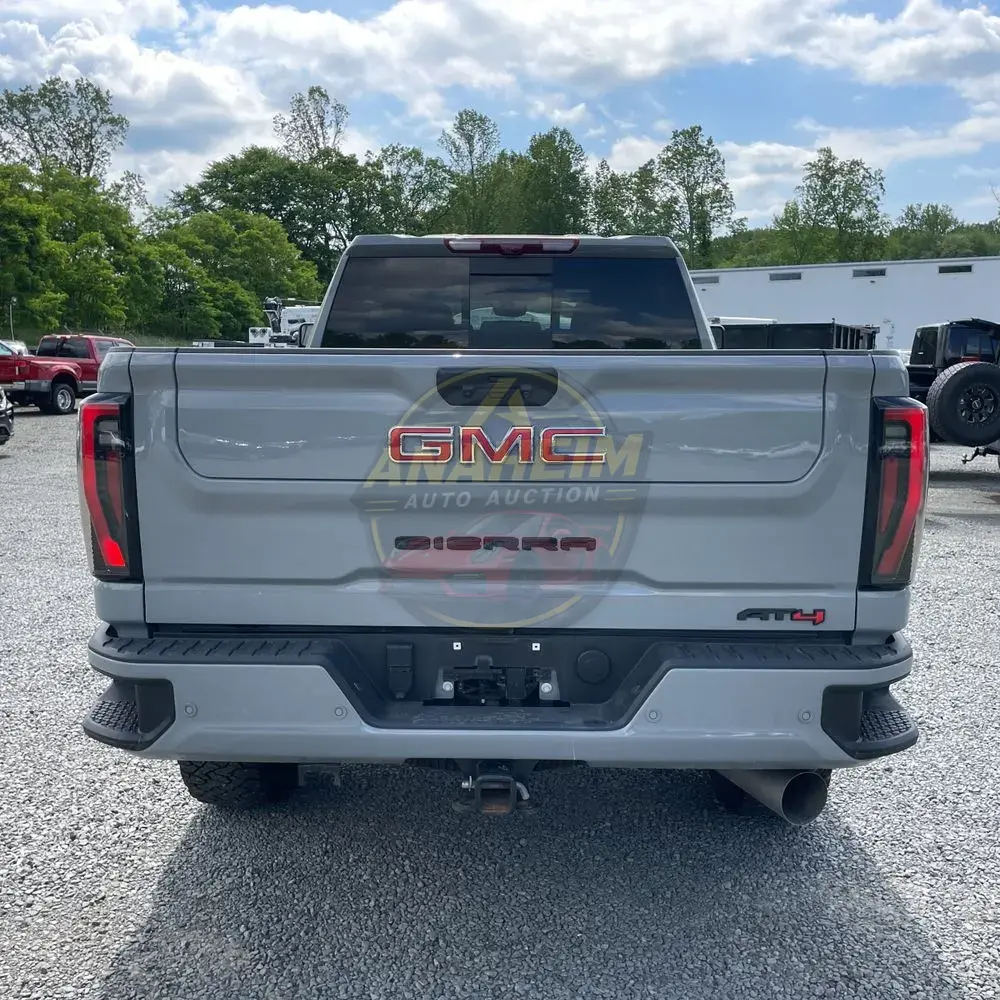 2024 GMC Sierra 2500HD AT4